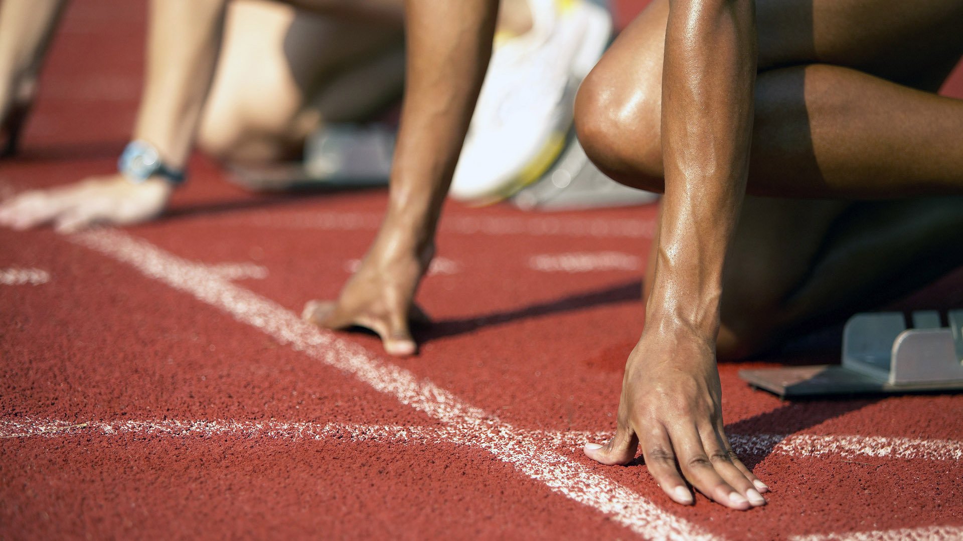 女子200蝶前后段耗时对比:中国后程略胜,女子200米蝶泳比赛时间